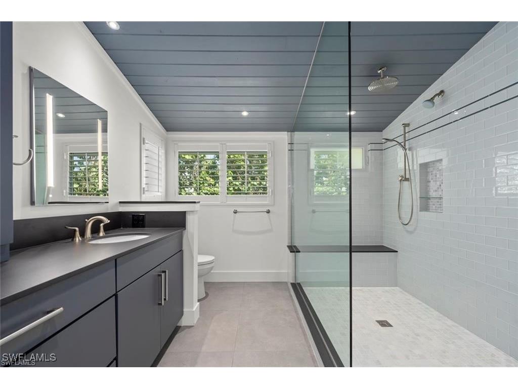 16886/16891 Captiva Drive Captiva FL 33924 2025001249 image14