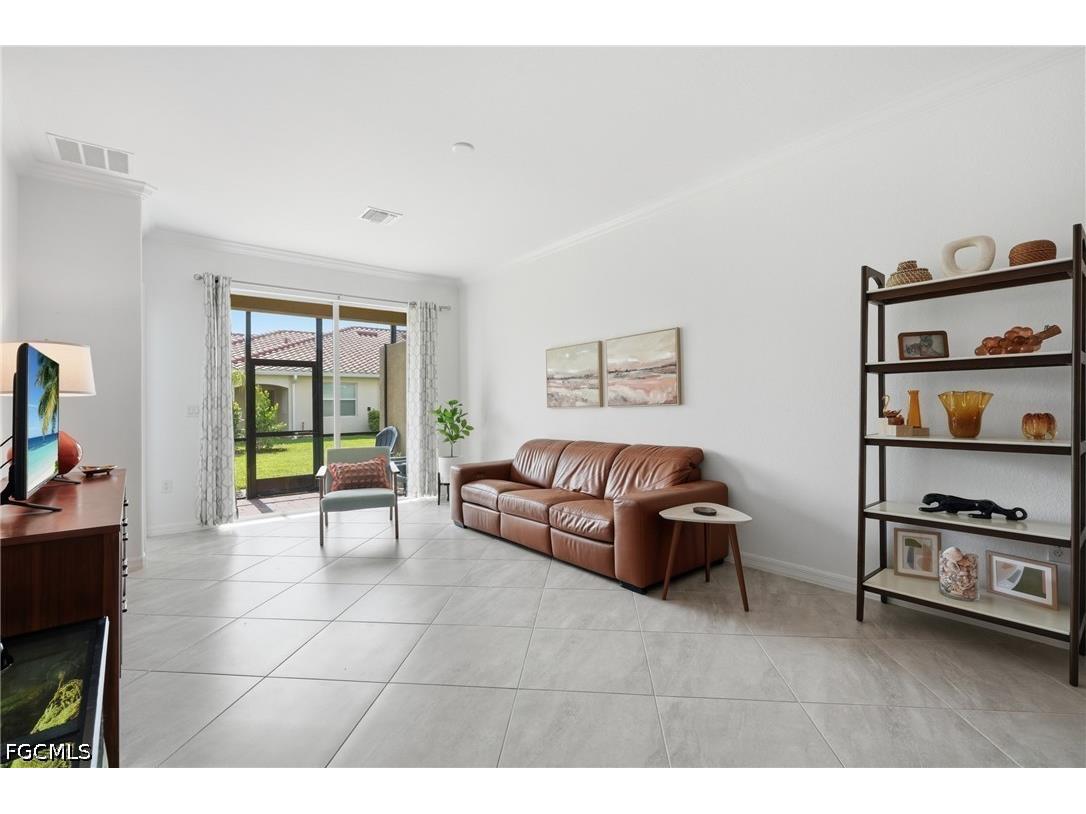 1689 Alameda Drive Naples FL 34120 2026025239 image4