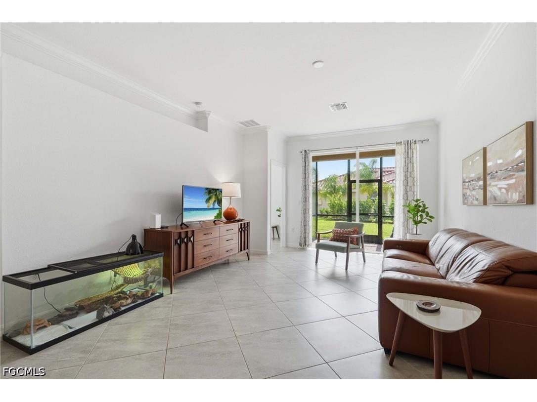 1689 Alameda Drive Naples FL 34120 2026025239 image8