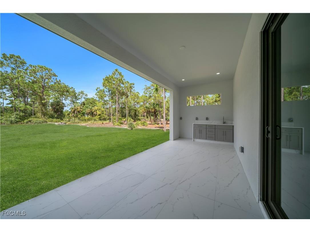 1689 Palmetto Avenue Lehigh Acres FL 33972 2025013363 image35