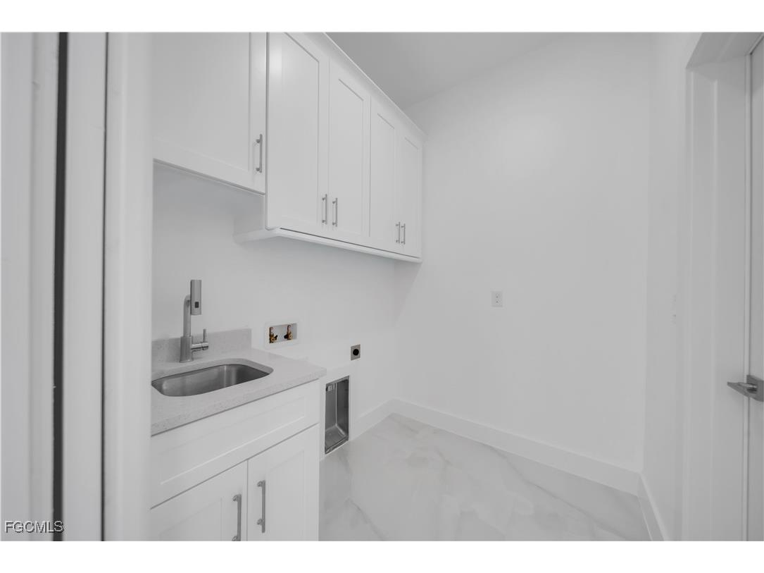 1689 Palmetto Avenue Lehigh Acres FL 33972 2025013363 image6