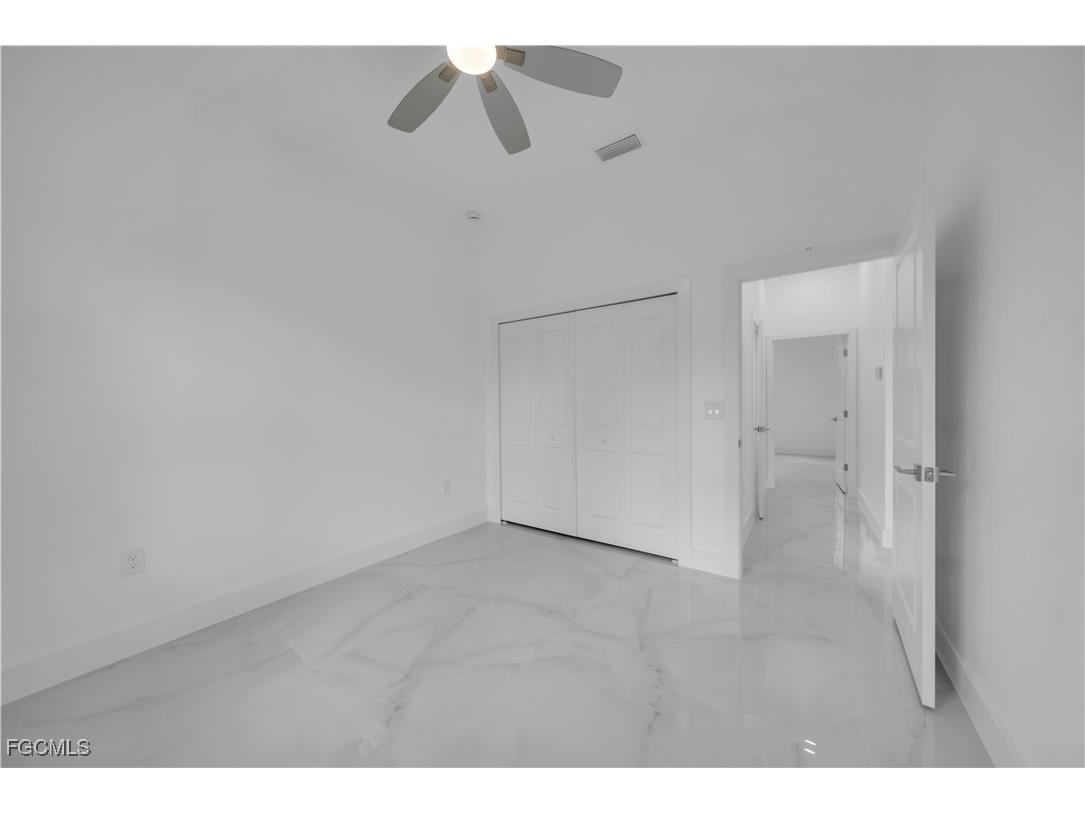 1689 Palmetto Avenue Lehigh Acres FL 33972 2025013363 image7