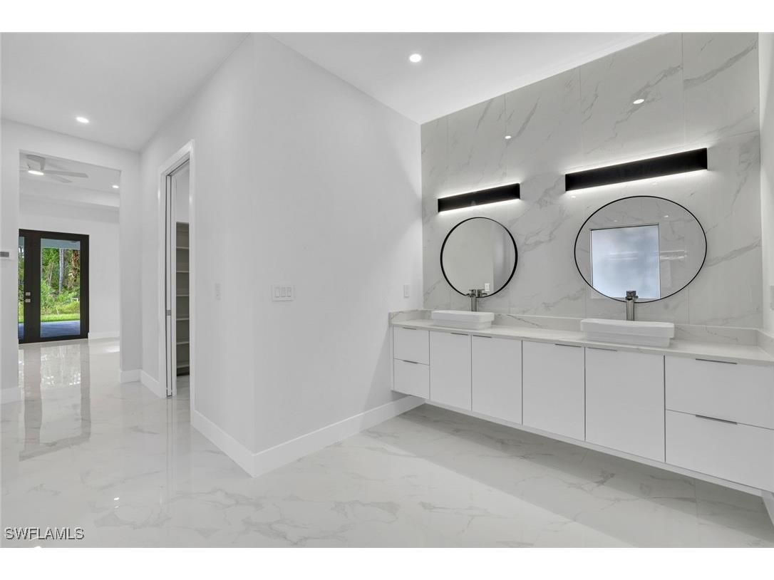 169 18th Avenue NW Naples FL 34120 225069158 image13