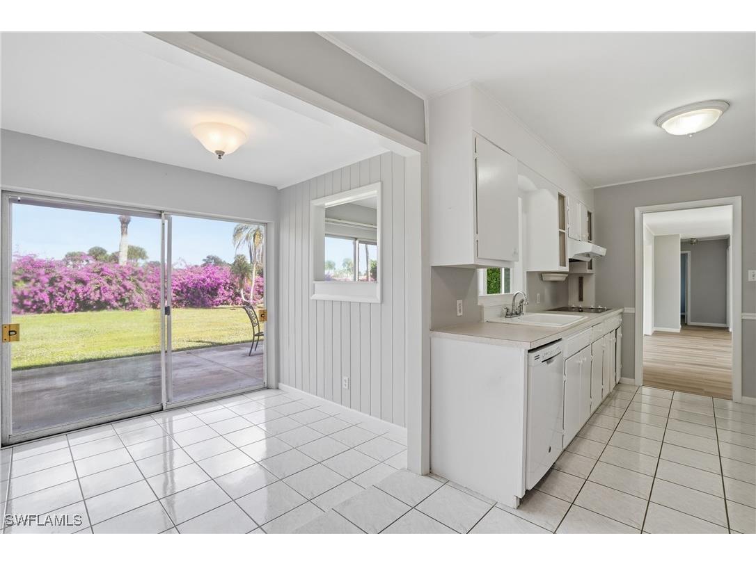 169 Viking Way Naples FL 34110 226000423 image24