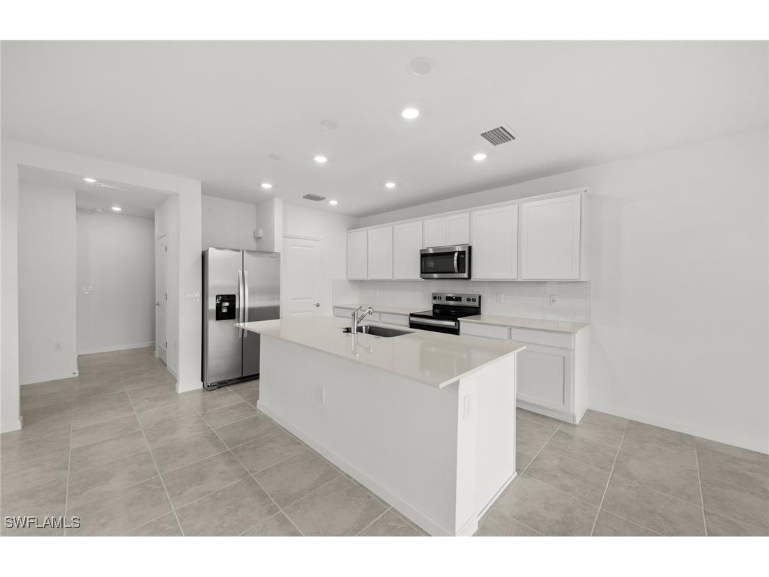 1690 Lake Jessup Circle Cape Coral FL 33909 226004415 image7