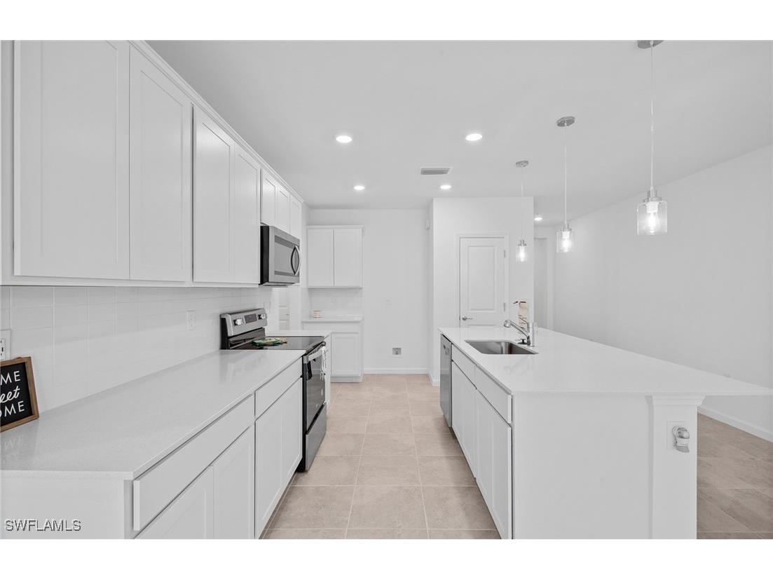 1691 Lake Jessup Circle Cape Coral FL 33909 226001971 image6