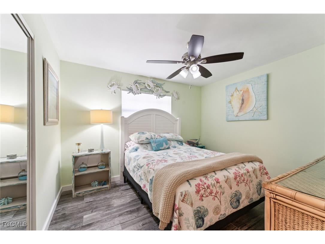 1691 Lakeside Terrace North Fort Myers FL 33903 2026000918 image24