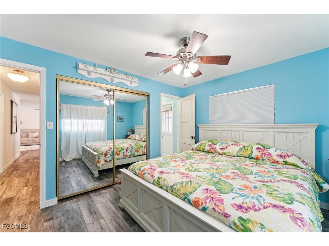 1691 Lakeside Terrace North Fort Myers FL 33903 2026000918 image29