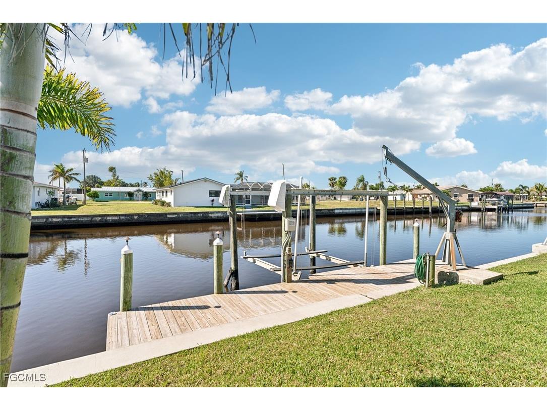 1691 Lakeside Terrace North Fort Myers FL 33903 2026000918 image43