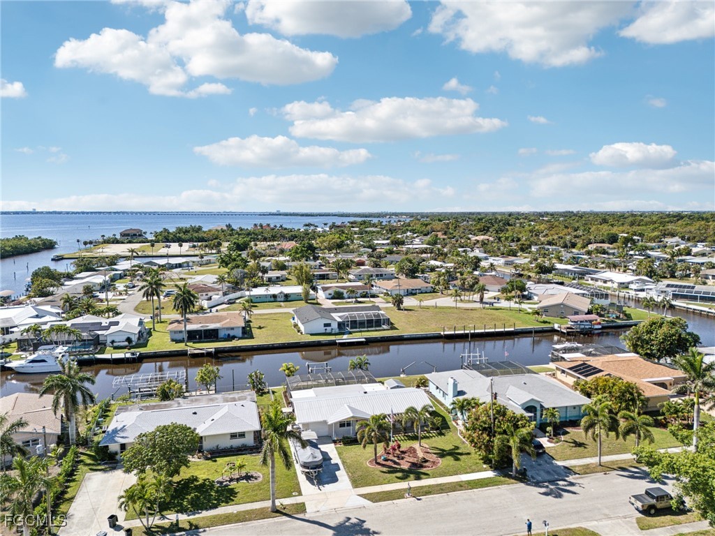 1691 Lakeside Terrace North Fort Myers FL 33903 2026000918 image48