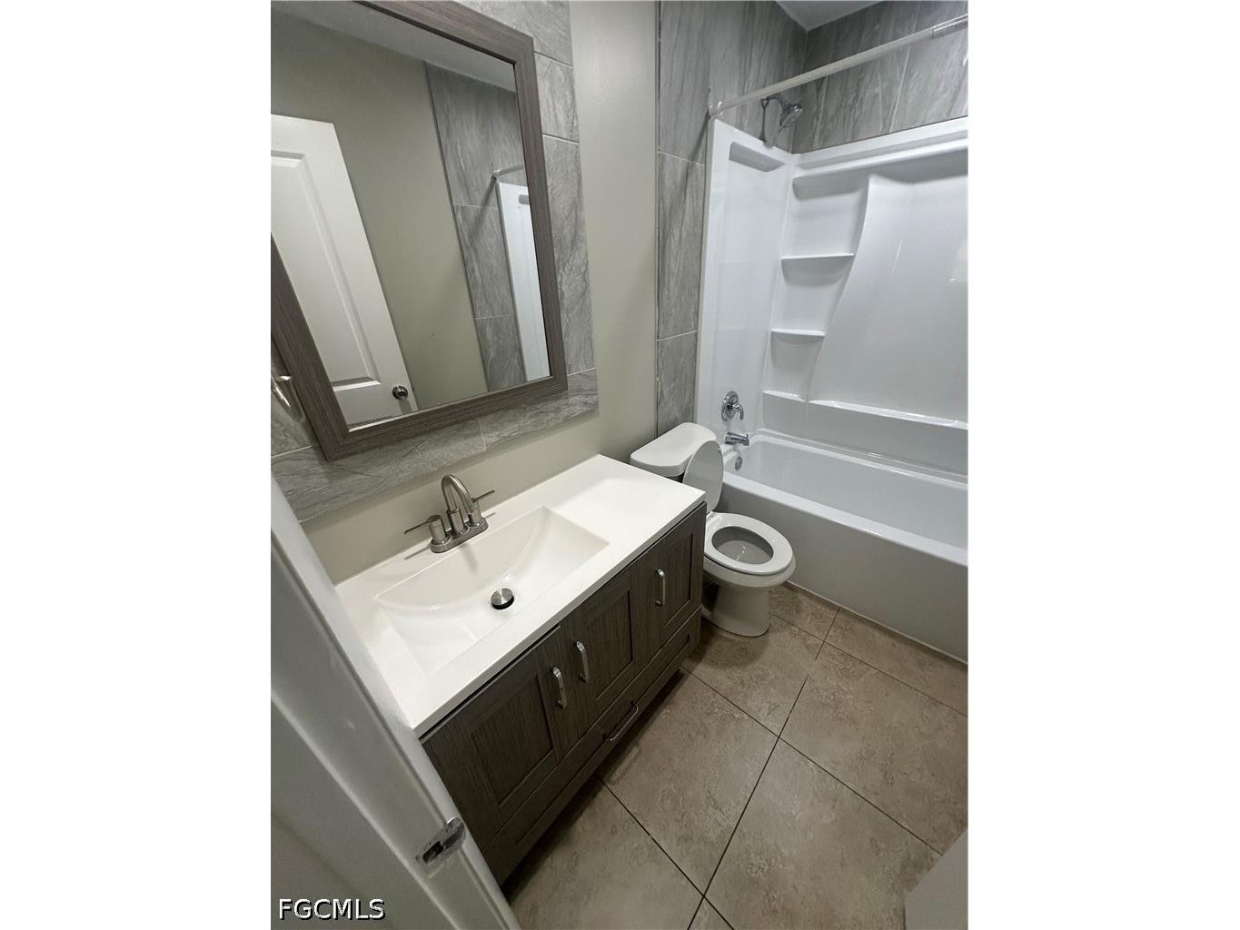 16920 Carmen Avenue Fort Myers FL 33908 2025004482 image13