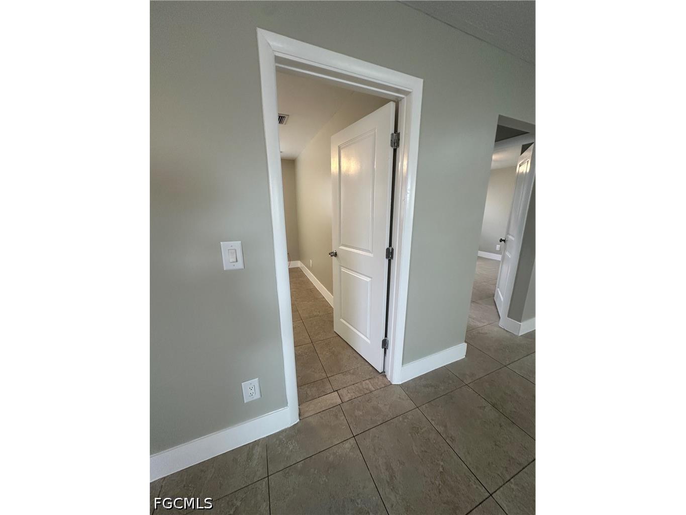 16920 Carmen Avenue Fort Myers FL 33908 2025004482 image6