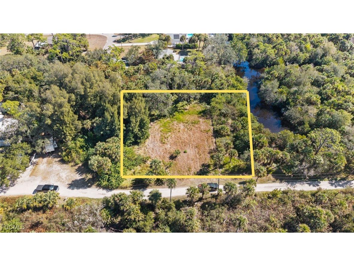 16920 Pelican Way North Fort Myers FL 33917 2026006059 image1