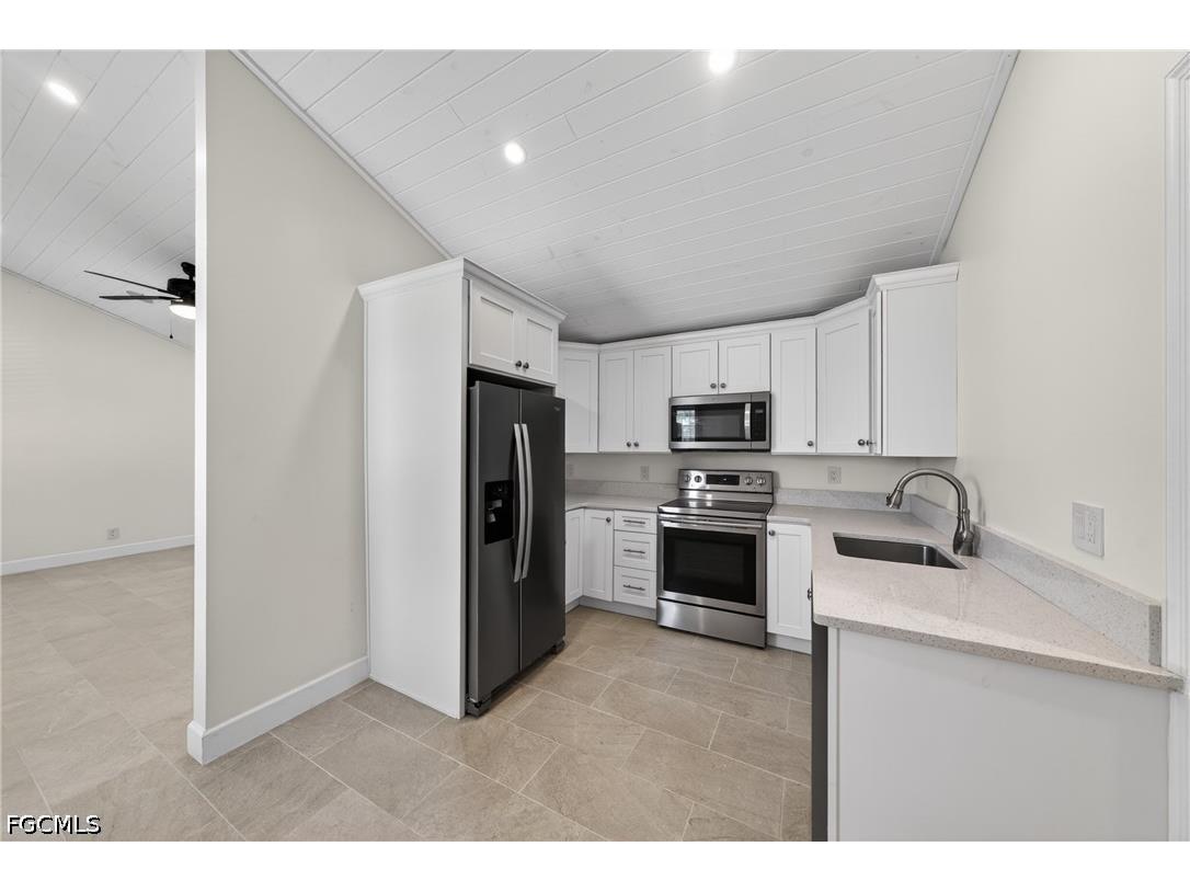 16924 Timberlakes Drive Fort Myers FL 33908 2026022666 image25