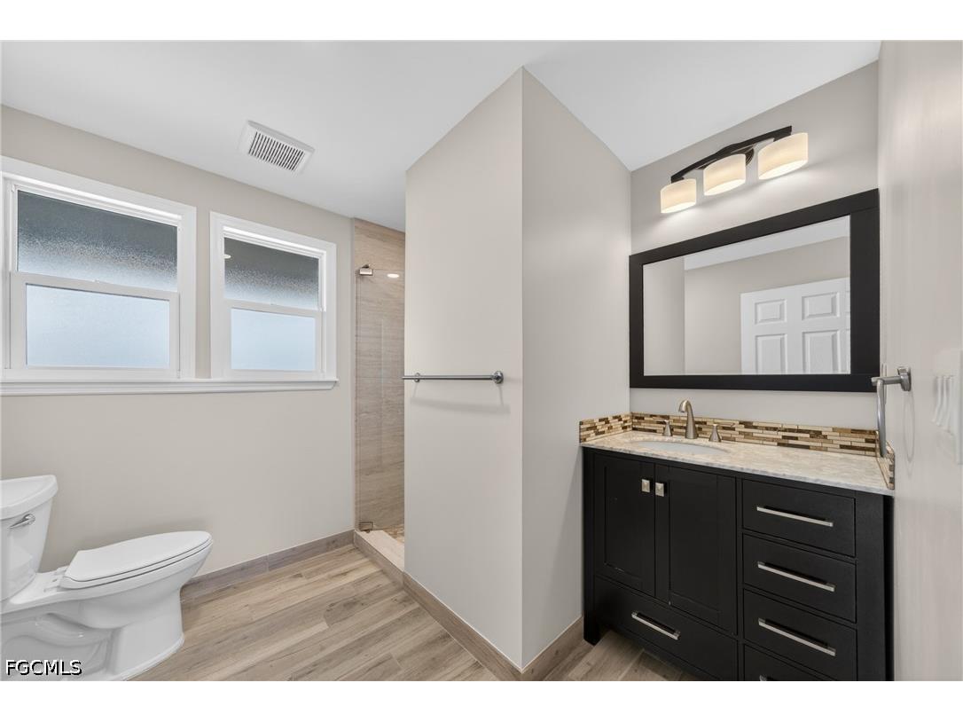 16924 Timberlakes Drive Fort Myers FL 33908 2026022666 image38