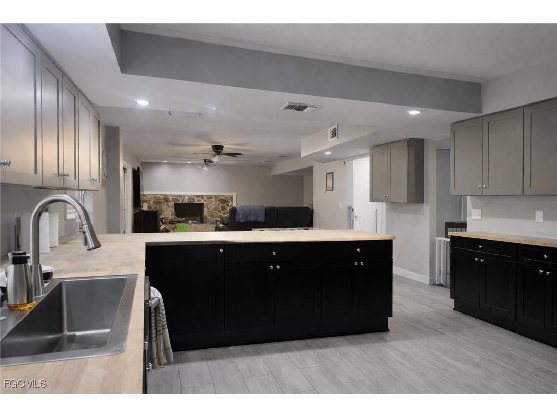 16941 Tarpon Way North Fort Myers FL 33917 225038015 image6