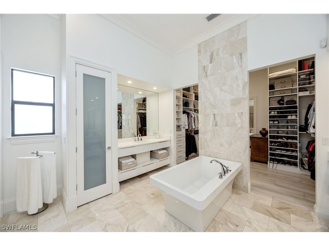 16952 Fairgrove Way Naples FL 34110 226011603 image21