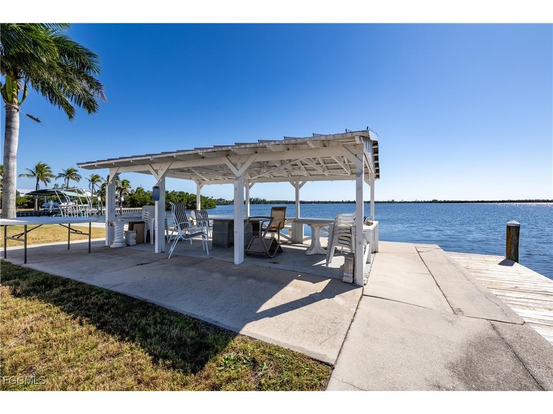 16978 Captains Drive Bokeelia FL 33922 2025017721 image16