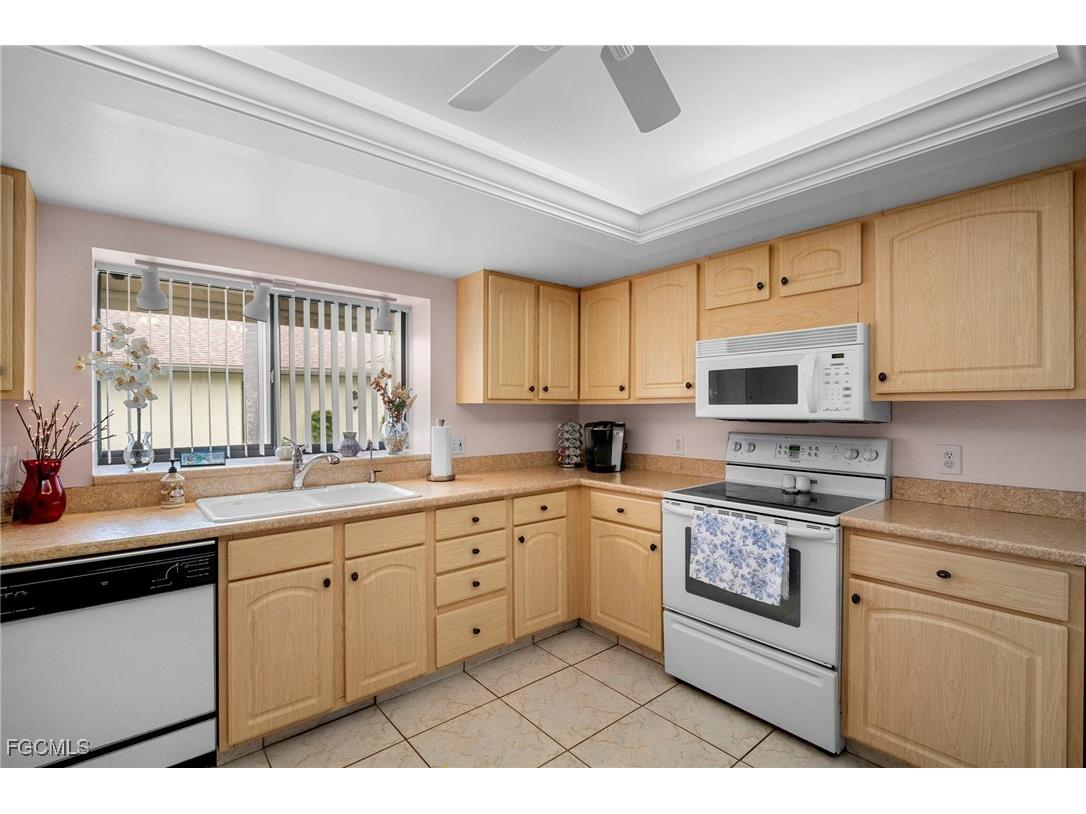 1698 Bent Tree Circle Fort Myers FL 33907 2025011176 image16