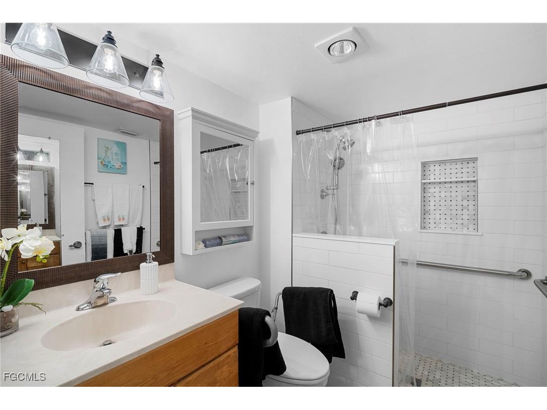 1698 Bent Tree Circle Fort Myers FL 33907 2025011176 image20