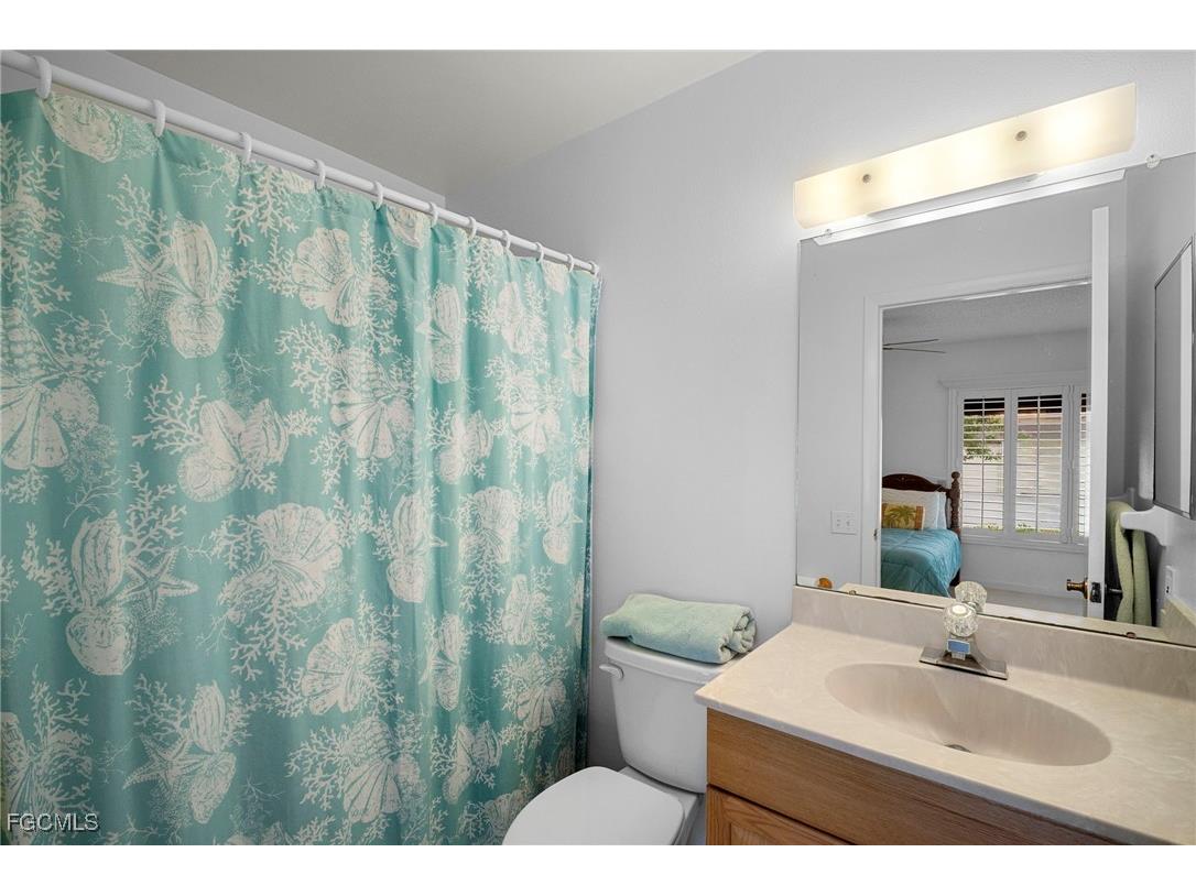 1698 Bent Tree Circle Fort Myers FL 33907 2025011176 image23