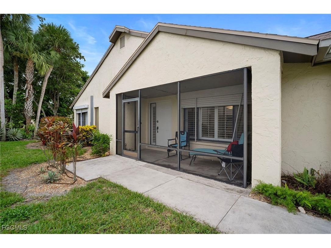 1698 Bent Tree Circle Fort Myers FL 33907 2025011176 image3