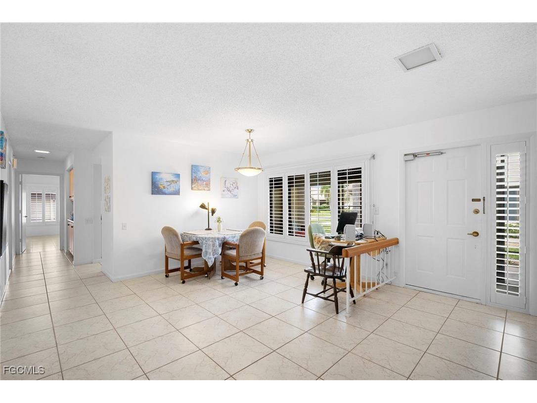 1698 Bent Tree Circle Fort Myers FL 33907 2025011176 image4