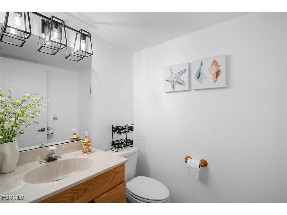 1698 Bent Tree Circle Fort Myers FL 33907 2025011176 image9