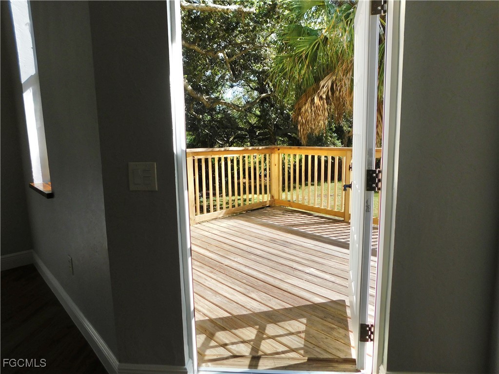 16990 Laurelin Court North Fort Myers FL 33917 2025014289 image24