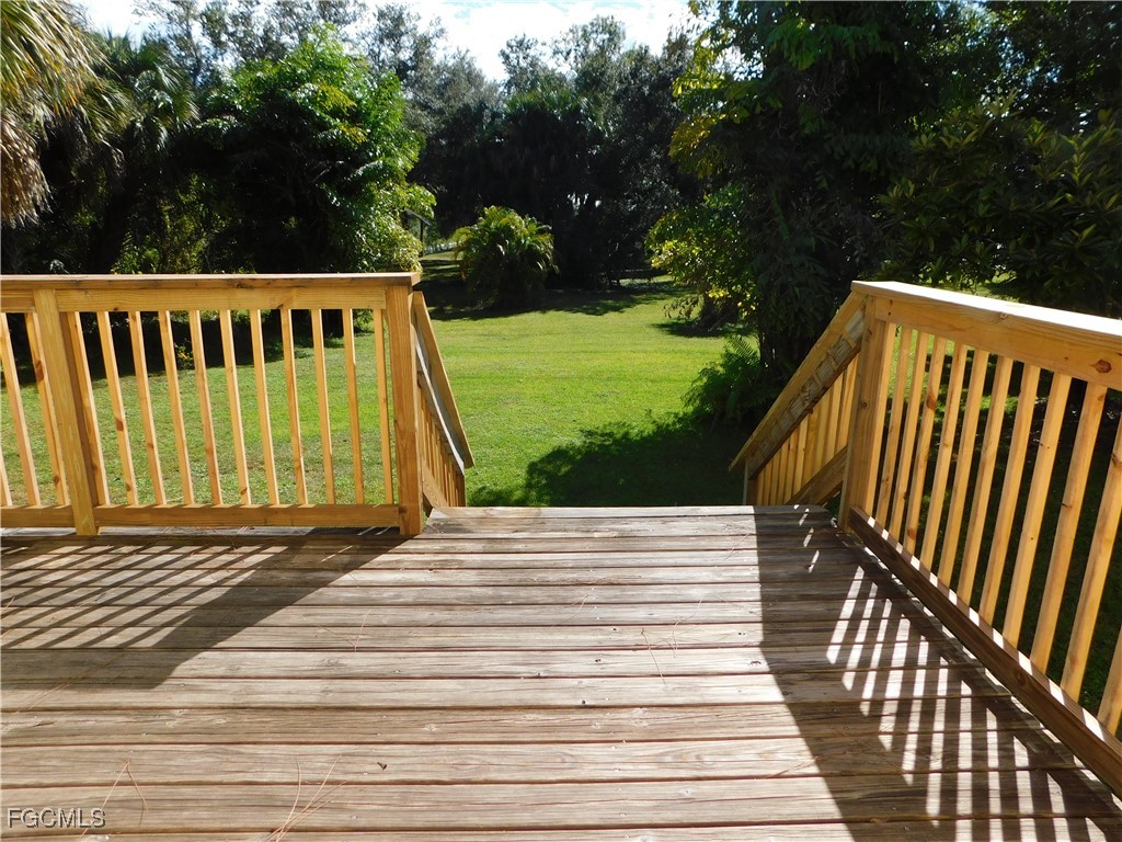 16990 Laurelin Court North Fort Myers FL 33917 2025014289 image29