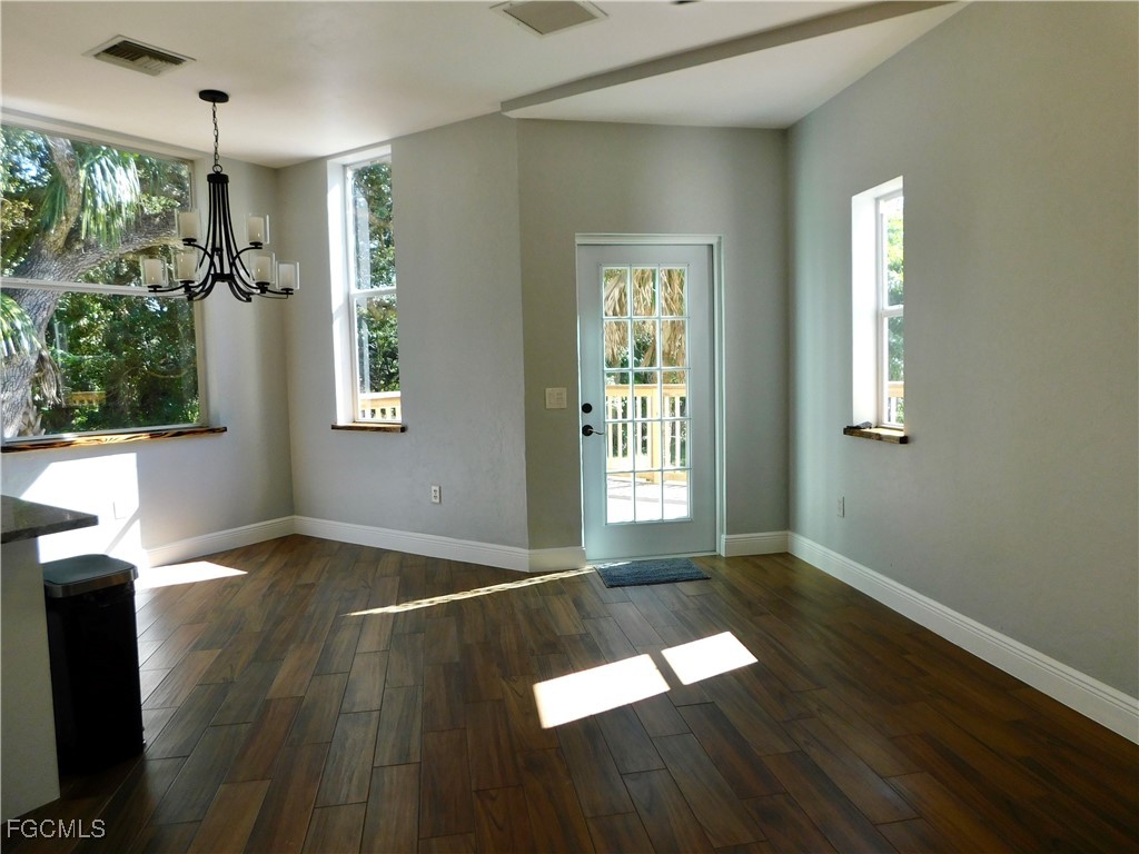 16990 Laurelin Court North Fort Myers FL 33917 2025014289 image7