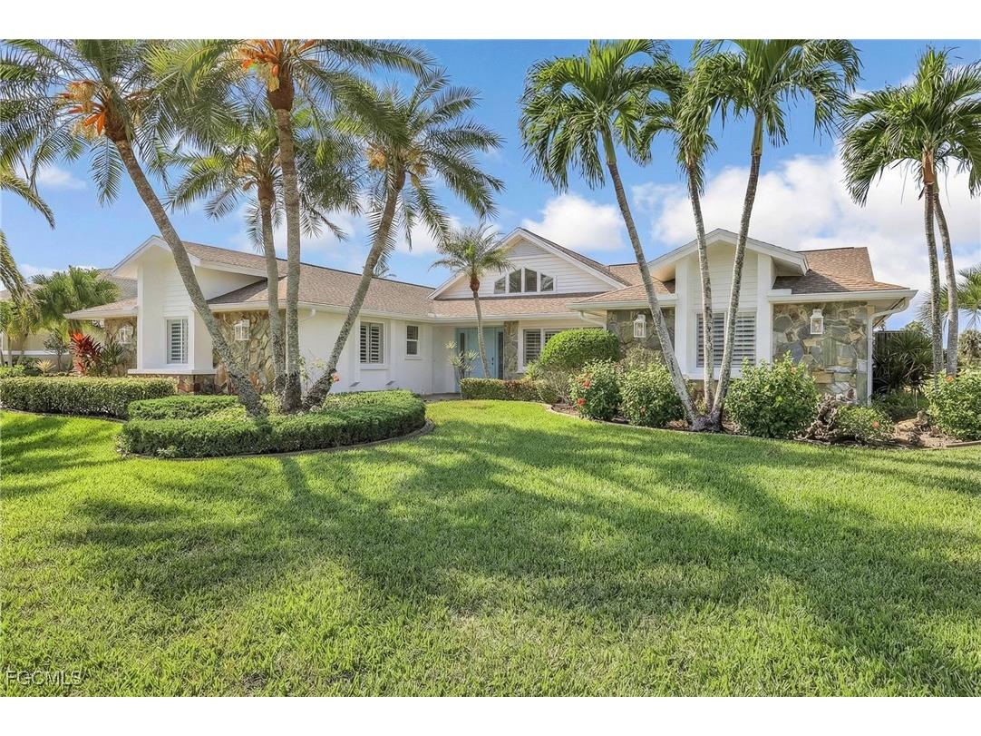 16993 Timberlakes Drive Fort Myers FL 33908 2025021436 image1