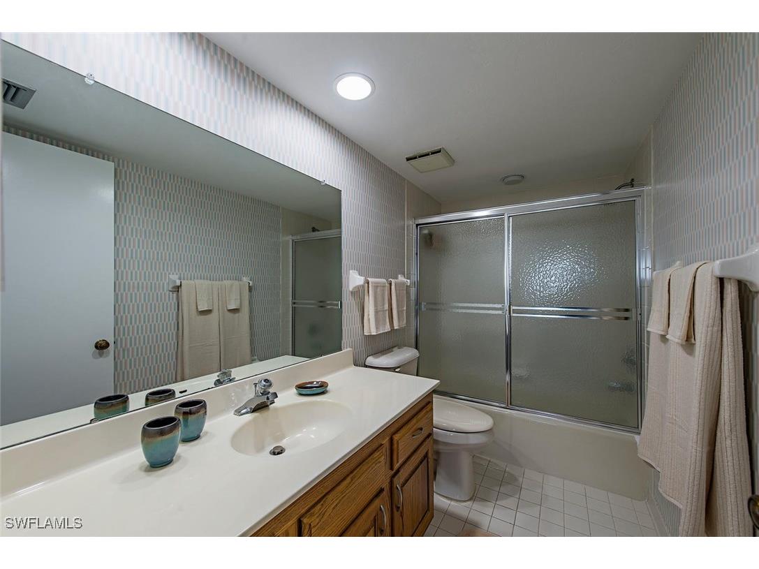 17 Bluebill Avenue #1102 Naples FL 34108 225066377 image10