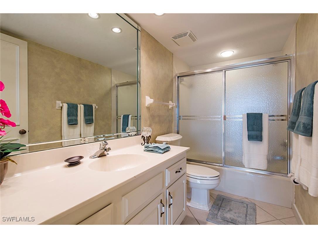 17 Bluebill Avenue #1104 Naples FL 34108 225072148 image10