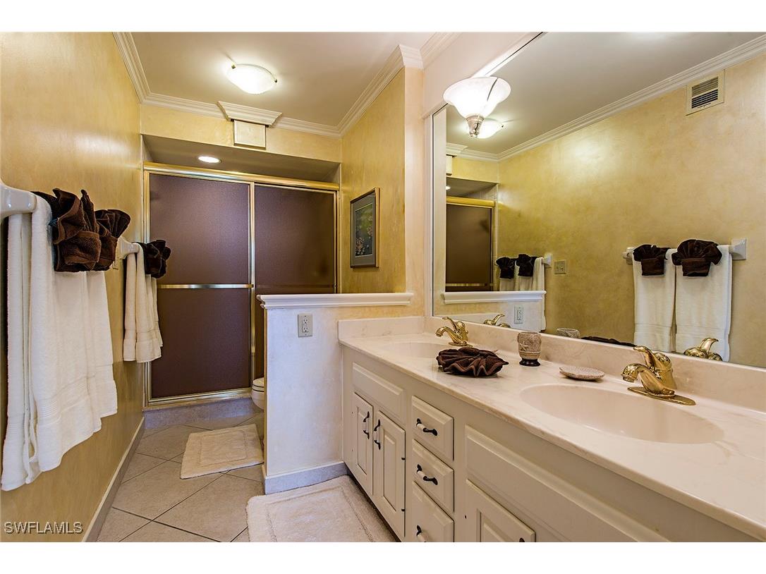 17 Bluebill Avenue #1104 Naples FL 34108 225072148 image8