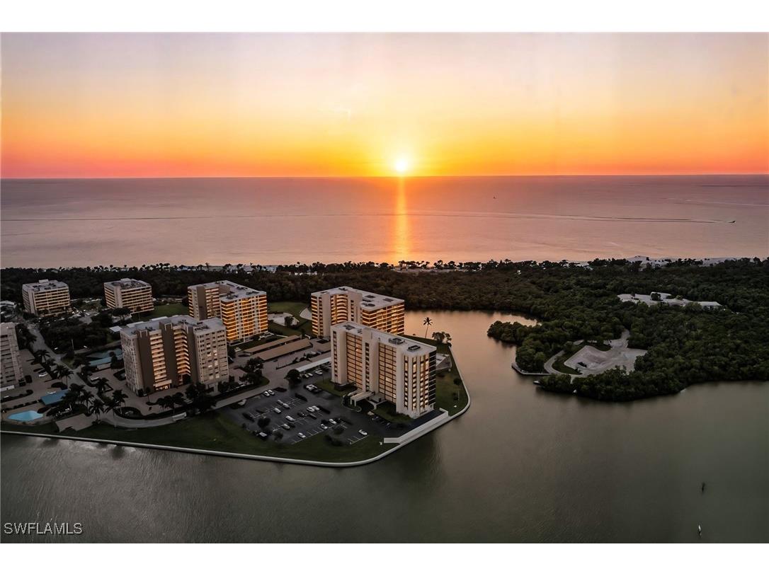 17 Bluebill Avenue #1005 Naples FL 34108 225078613 image1