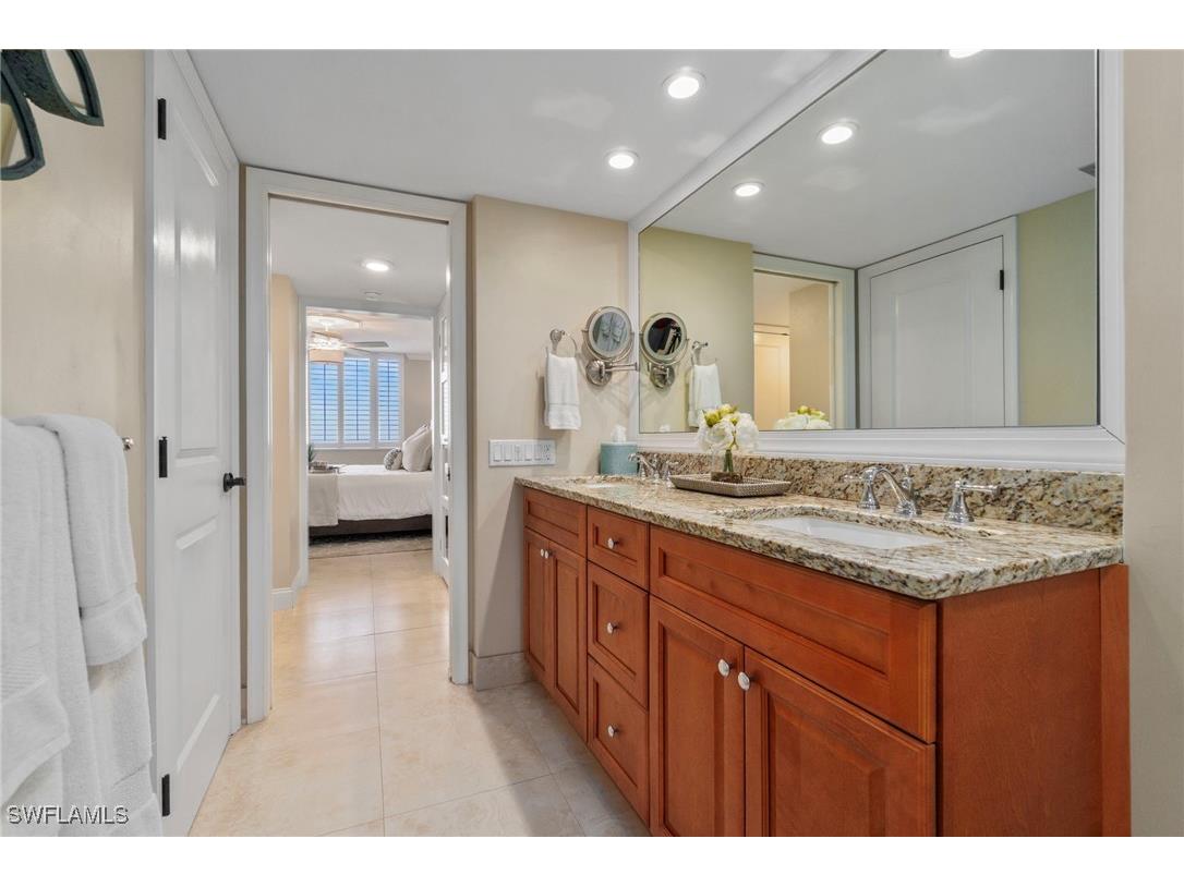 17 Bluebill Avenue #1005 Naples FL 34108 225078613 image31