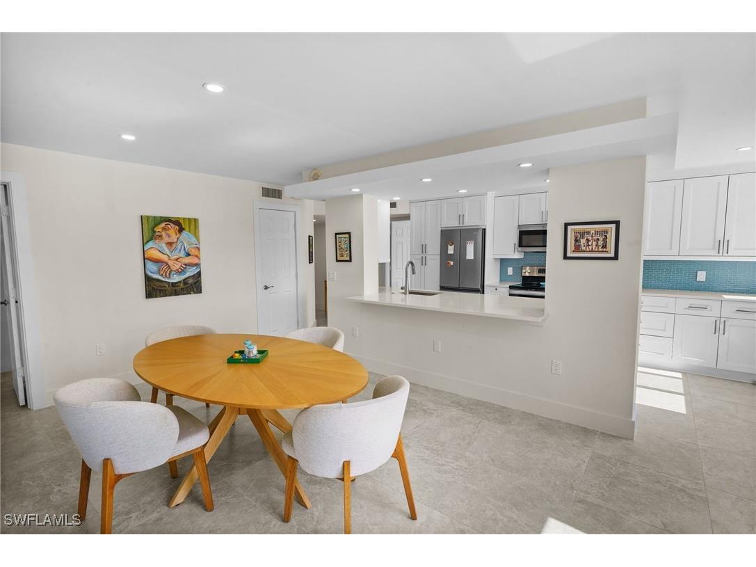 17 Bluebill Avenue #101 Naples FL 34108 225076823 image12