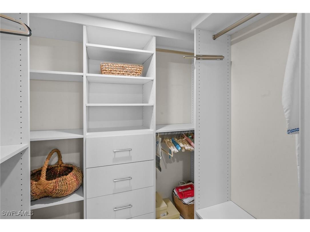 17 Bluebill Avenue #101 Naples FL 34108 225076823 image19