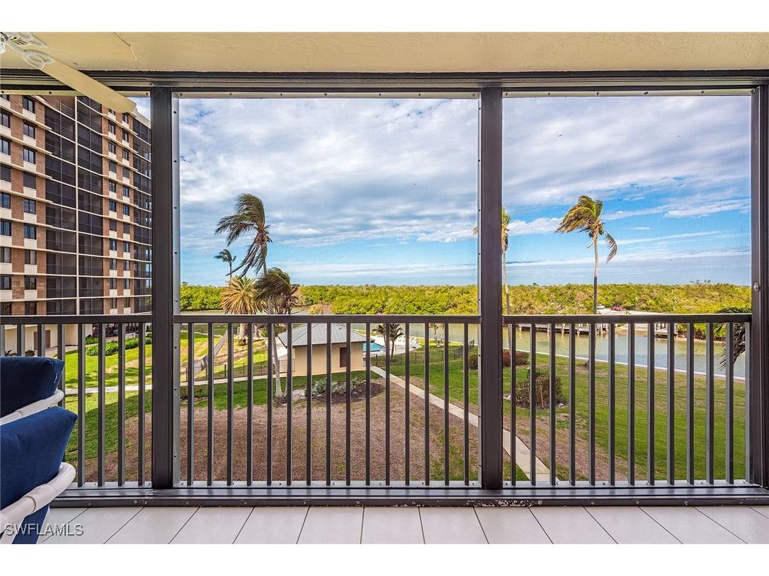 17 Bluebill Avenue #203 Naples FL 34108 225075341 image3