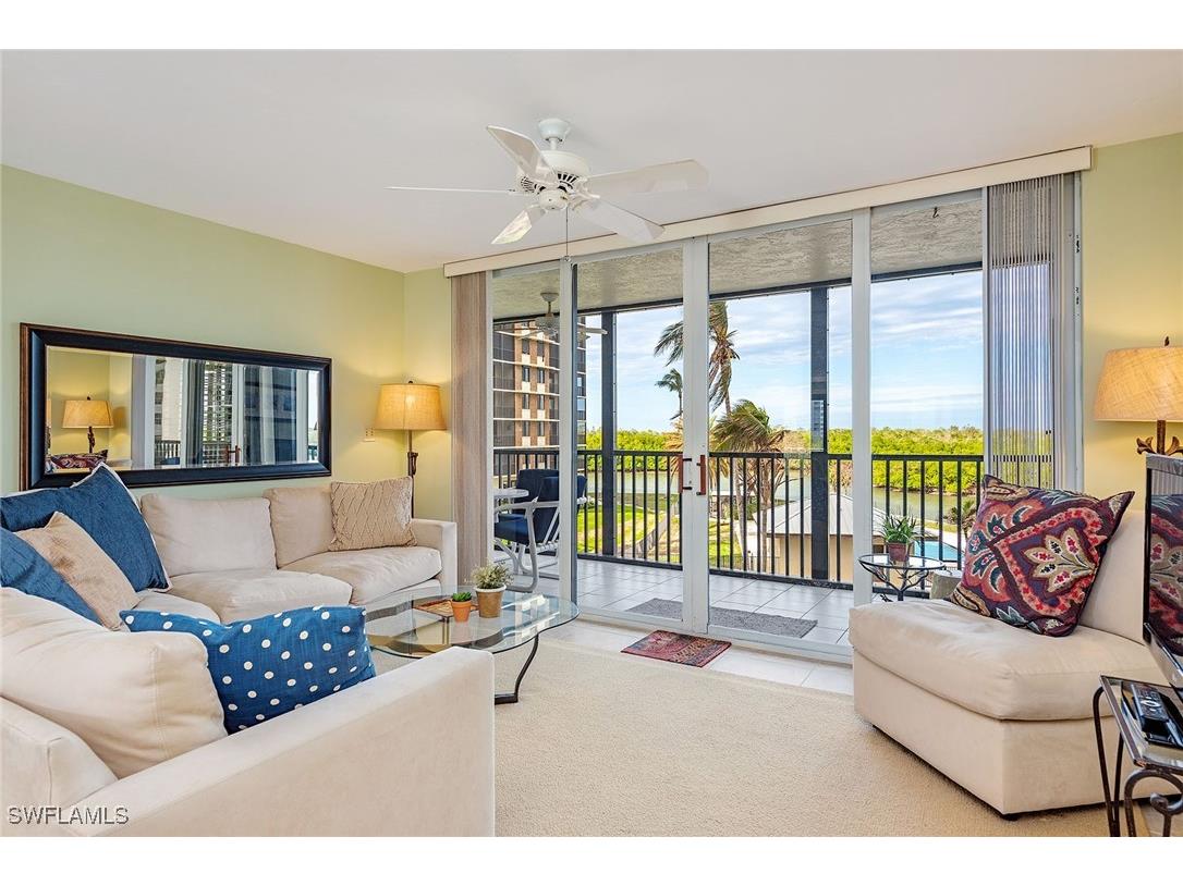 17 Bluebill Avenue #203 Naples FL 34108 225075341 image4