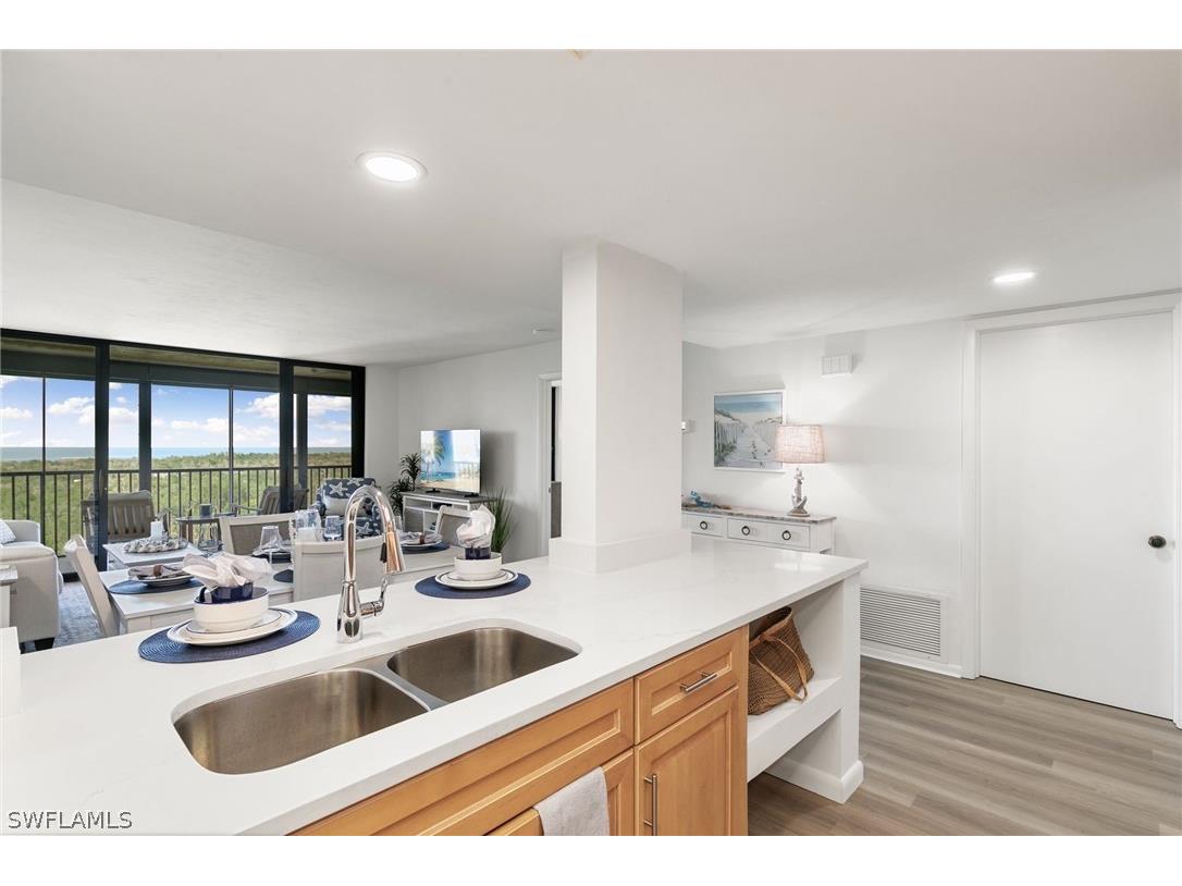 17 Bluebill Avenue #604 Naples FL 34108 226005641 image5