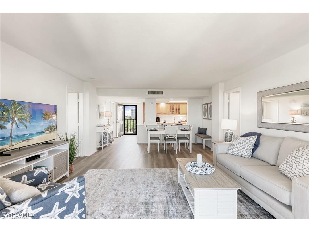 17 Bluebill Avenue #604 Naples FL 34108 226005641 image9