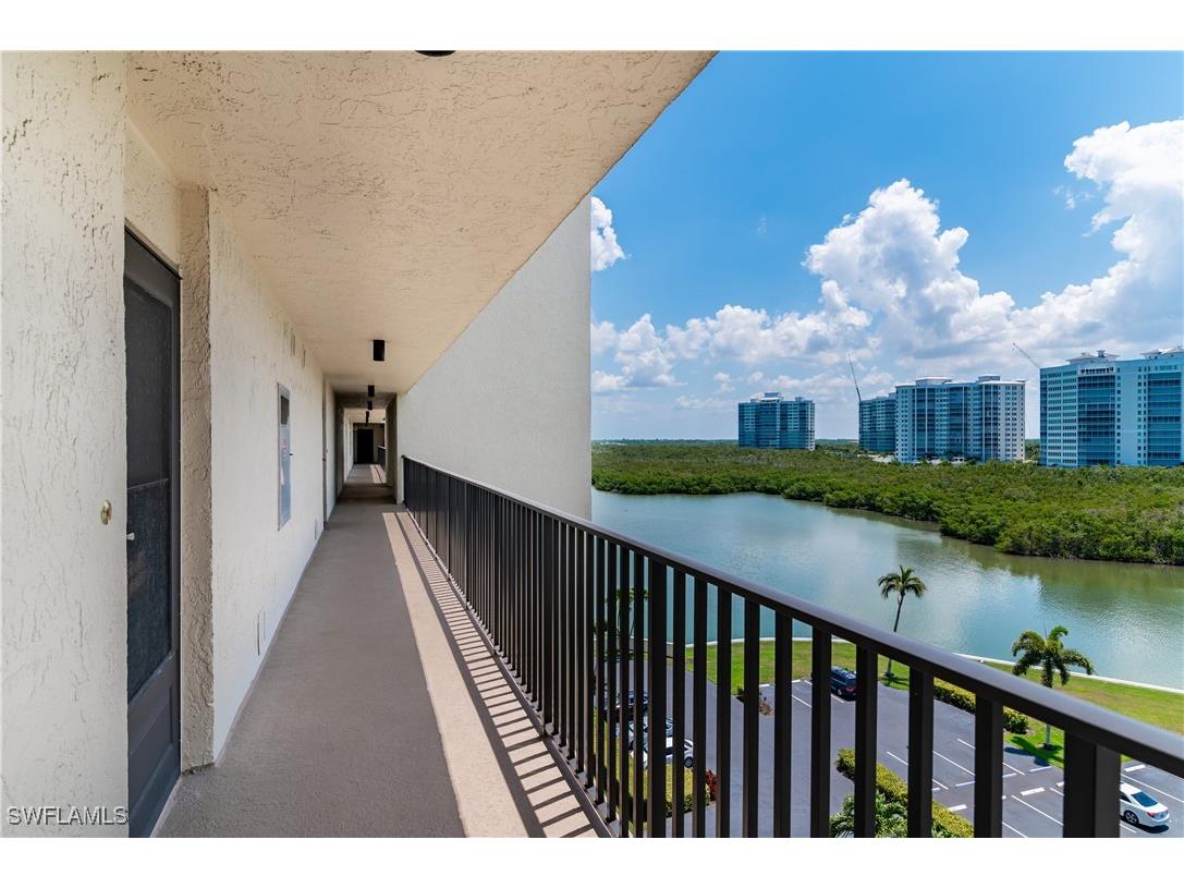 17 Bluebill Avenue #702 Naples FL 34108 225077175 image22