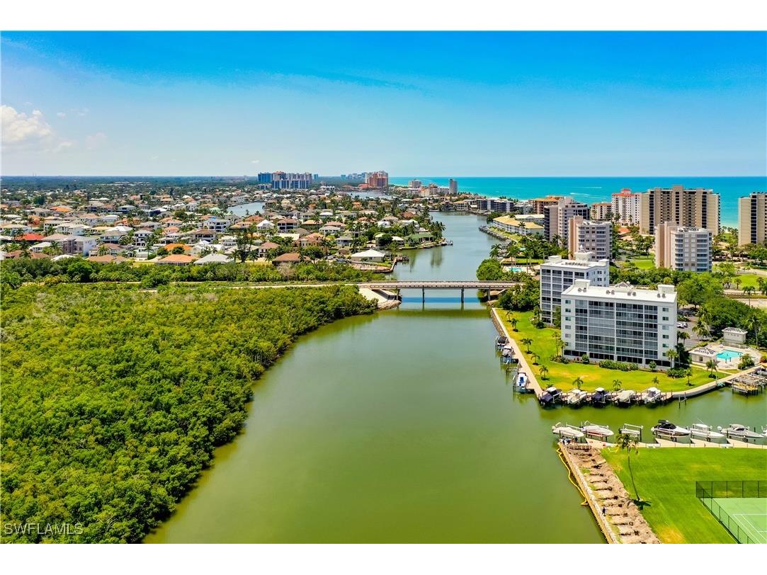 17 Bluebill Avenue #702 Naples FL 34108 225077175 image28