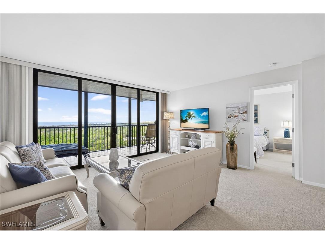 17 Bluebill Avenue #702 Naples FL 34108 225085006 image10