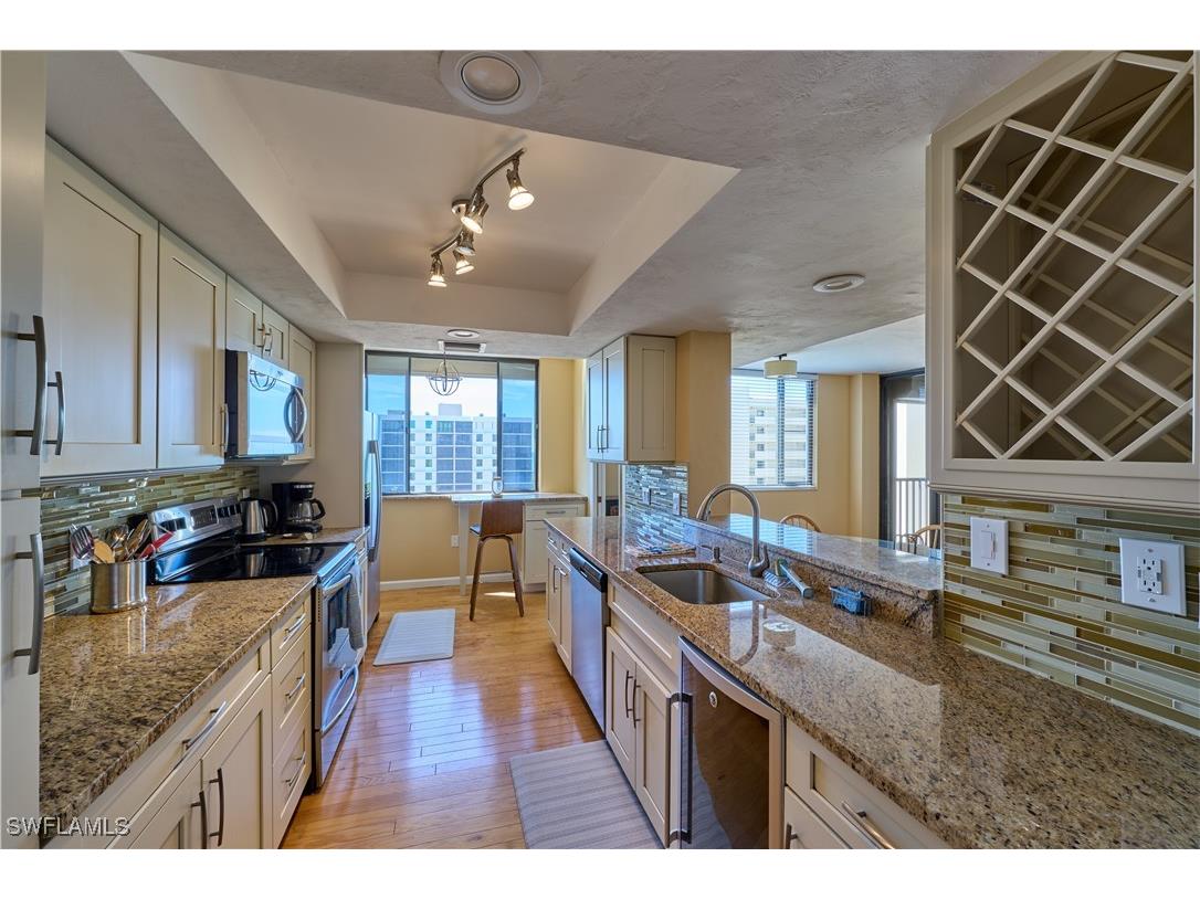 17 Bluebill Avenue #901 Naples FL 34108 225052460 image6