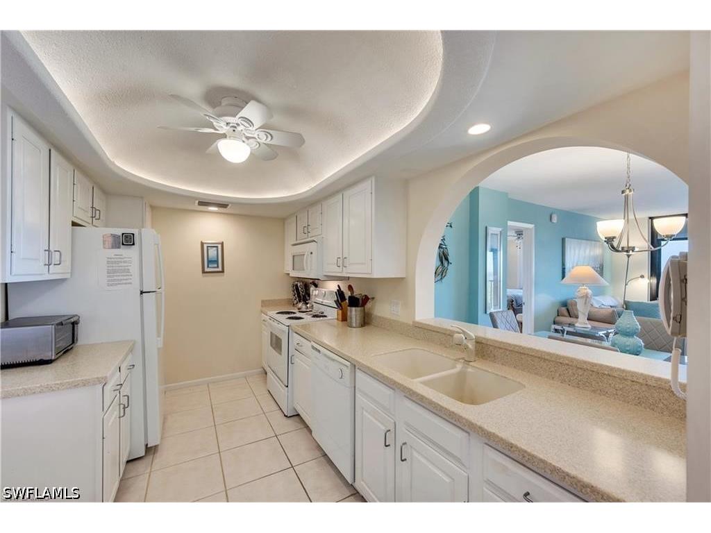 17 Bluebill Avenue #904 Naples FL 34108 226018299 image3