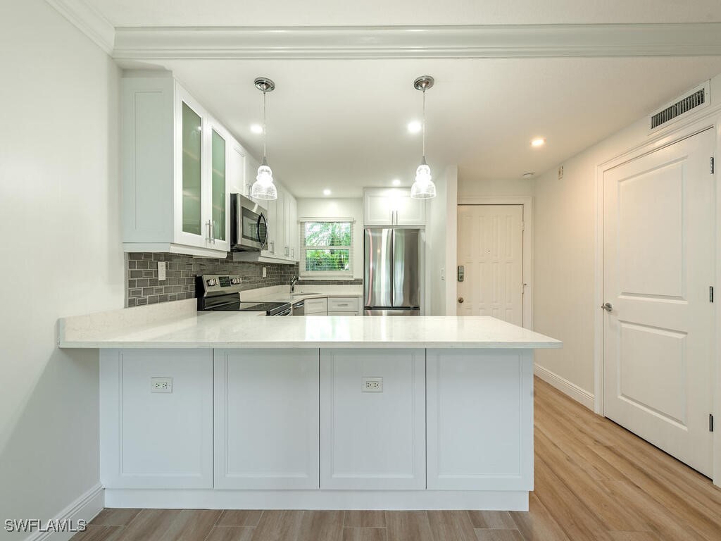 17 High Point Circle N #106 Naples FL 34103 225073415 image4