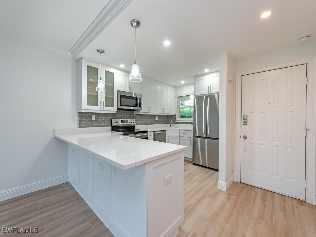 17 High Point Circle N #106 Naples FL 34103 225073415 image5